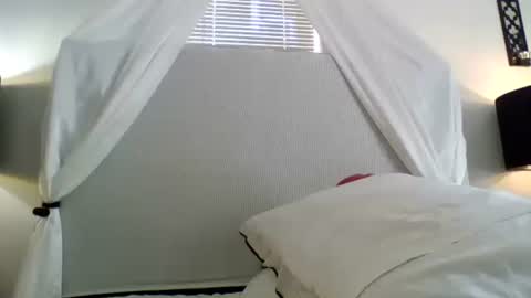 Snapshot of tammygold chatting on 04-26-26, 08:17 Tammygold online show from 04-26-26, 08:17