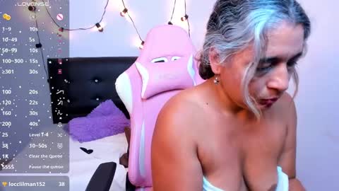 Snapshot of tammylynn45 chatting on 12-19-24, 09:49 Tammy Lynn online show from 12-19-24, 09:49