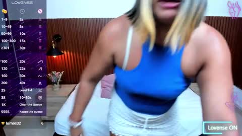 Snapshot of tammylynn45 chatting on 02-03-25, 11:15 Tammy Lynn online show from 02-03-25, 11:15