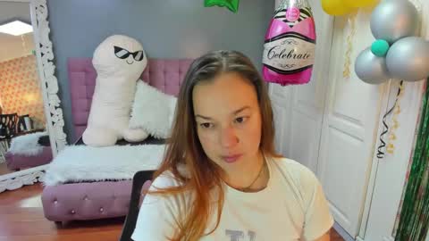 Tammara  online show from 10-06-25, 02:20