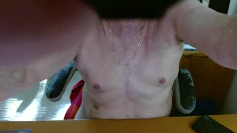 Snapshot of tampaman345 chatting on 06-18-26, 01:37 tampaman345 online show from 06-18-26, 01:37