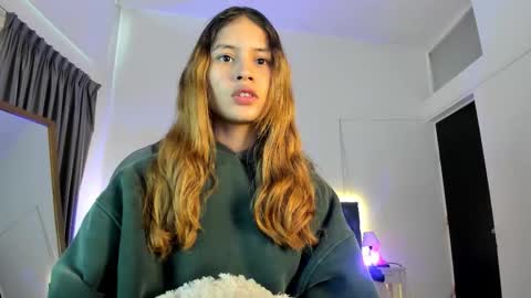 Tamy  online show from 10-12-25, 12:15