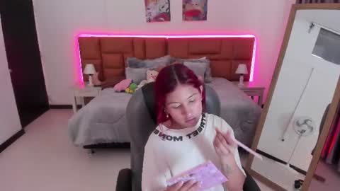 Tamy  online show from 06-18-26, 07:18