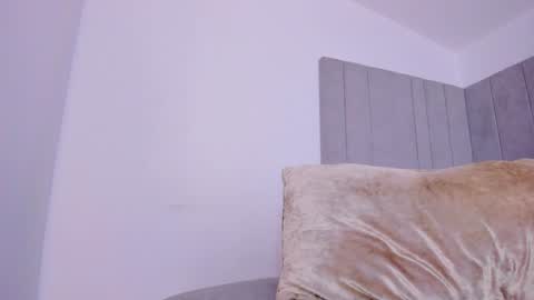 Tamy Leen online show from 01-11-25, 01:53