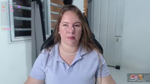 Snapshot of tamy_shine87 chatting on 12-19-25, 12:28 Im Samy online show from 12-19-25, 12:28