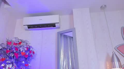 Snapshot of tamyeliot chatting on 02-12-25, 07:02 Tamy online show from 02-12-25, 07:02