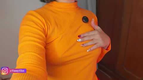 Snapshot of tamyeliot chatting on 10-15-25, 03:50 Tamy online show from 10-15-25, 03:50