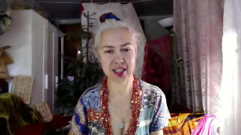 Milena online show from 09-16-25, 05:08