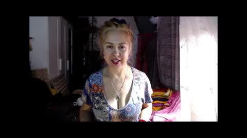 Milena online show from 11-11-25, 05:35