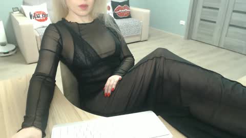 tangiblen online show from 12-21-24, 02:15