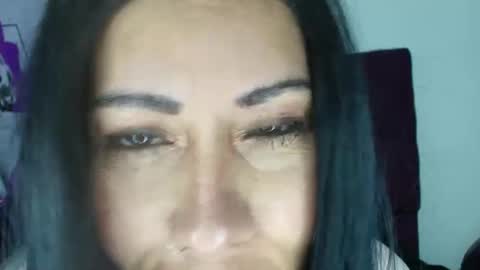 Snapshot of tania_mature chatting on 04-21-26, 07:06 tania online show from 04-21-26, 07:06