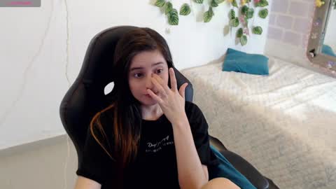 Snapshot of taniadevil_69 chatting on 01-02-25, 10:33 Tania online show from 01-02-25, 10:33