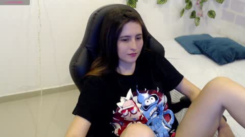 Snapshot of taniadevil_69 chatting on 01-10-25, 07:54 Tania online show from 01-10-25, 07:54