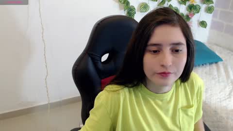 Snapshot of taniadevil_69 chatting on 02-07-25, 08:53 Tania online show from 02-07-25, 08:53