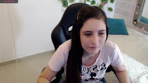 Snapshot of taniadevil_69 chatting on 03-01-25, 06:00 Tania online show from 03-01-25, 06:00