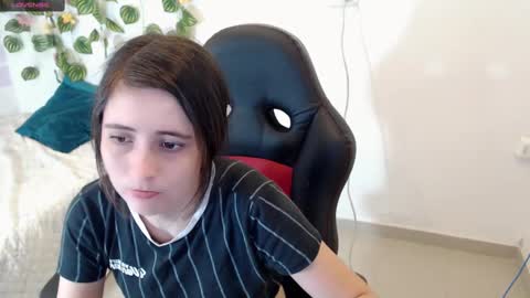 Snapshot of taniadevil_69 chatting on 03-11-25, 05:35 Tania online show from 03-11-25, 05:35