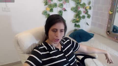 Tania  online show from 11-30-25, 06:23