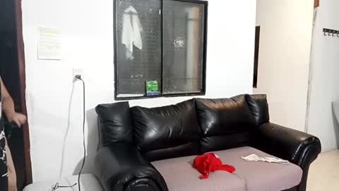 taniamilf69 online show from 10-06-25, 07:22