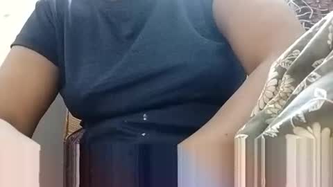 taniya_roy4628 online show from 05-25-26, 03:01
