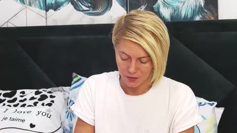 tanyaGrey online show from 09-26-25, 07:12