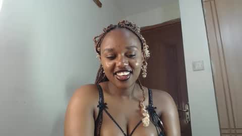 Snapshot of tannia004 chatting on 11-09-25, 09:13 tania online show from 11-09-25, 09:13