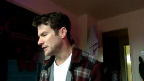 Dr. Love online show from 02-03-26, 02:33