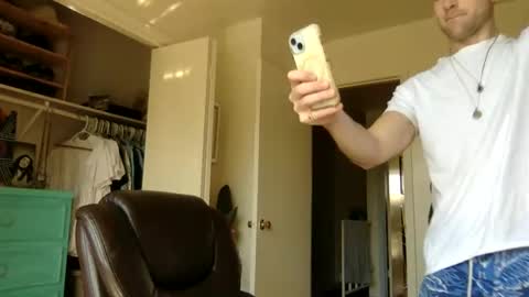 Dr. Love online show from 02-04-26, 07:31