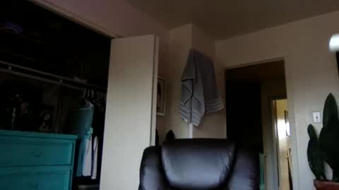 Dr. Love online show from 02-21-26, 03:24