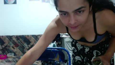 Snapshot of tantricroots chatting on 05-16-26, 12:40 Angeline Follow online show from 05-16-26, 12:40