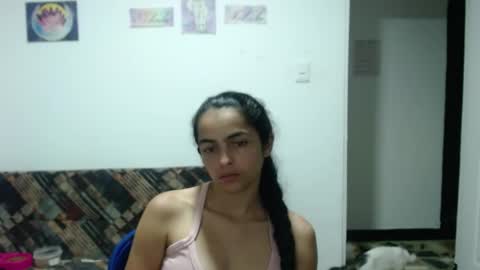 Snapshot of tantricroots chatting on 05-19-26, 01:56 Angeline Follow online show from 05-19-26, 01:56