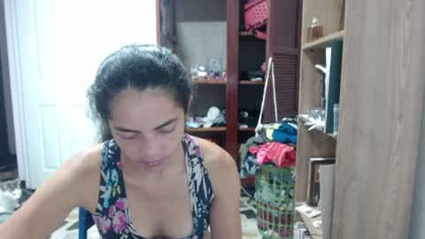 Snapshot of tantricroots chatting on 06-09-26, 01:28 Angeline Follow online show from 06-09-26, 01:28
