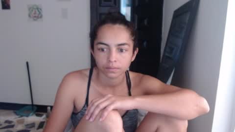 Snapshot of tantricroots chatting on 07-15-26, 05:29 Angeline Follow online show from 07-15-26, 05:29