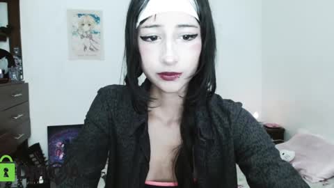 Snapshot of tara_tetsu chatting on 02-05-25, 10:33 xemy Please help me to reach 1000 thumbs up online show from 02-05-25, 10:33