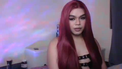 Snapshot of tarahriches chatting on 10-03-25, 05:32 tarahriches online show from 10-03-25, 05:32