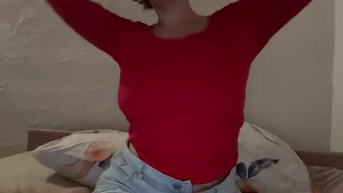 Snapshot of tarcymoon chatting on 04-26-26, 03:48 tracypussy online show from 04-26-26, 03:48