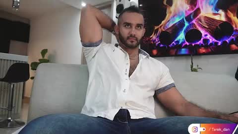 Snapshot of tarek_dan chatting on 03-26-26, 01:33 Tarek online show from 03-26-26, 01:33