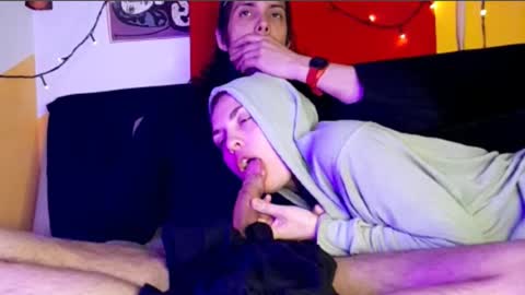 Snapshot of tarian_xxx chatting on 10-28-25, 06:28 T J online show from 10-28-25, 06:28