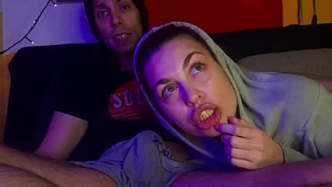 Snapshot of tarian_xxx chatting on 11-10-25, 10:36 T J online show from 11-10-25, 10:36