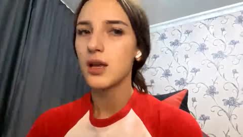 Linda online show from 09-19-25, 07:25