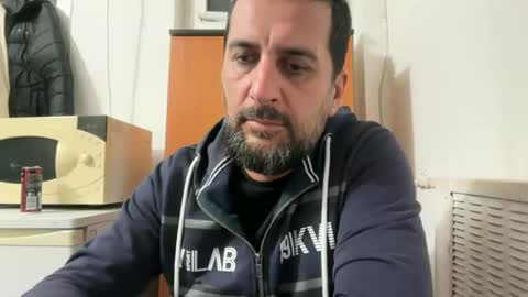 Snapshot of tarkan198 chatting on 10-26-25, 06:36 tarkan198 online show from 10-26-25, 06:36