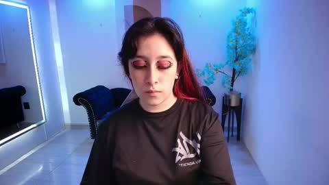 Snapshot of tarly_matches chatting on 10-21-25, 07:14 Tarly online show from 10-21-25, 07:14