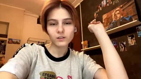 Snapshot of tarshagastley chatting on 02-25-26, 04:05 Sonya online show from 02-25-26, 04:05