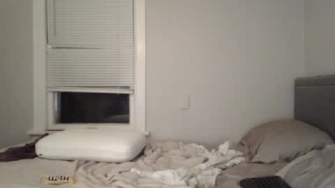 Snapshot of tarus333 chatting on 01-22-25, 05:48 tarus333 online show from 01-22-25, 05:48