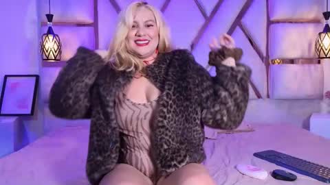 tasha online show from 11-04-25, 03:38