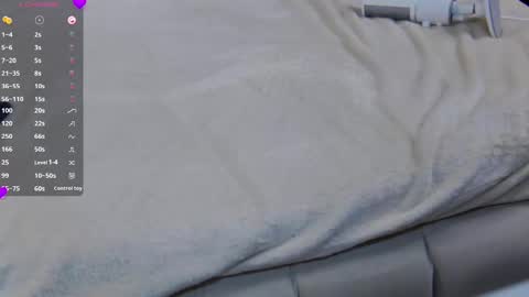 Snapshot of tasteofdivine chatting on 02-25-25, 03:38 tasteofdivine online show from 02-25-25, 03:38