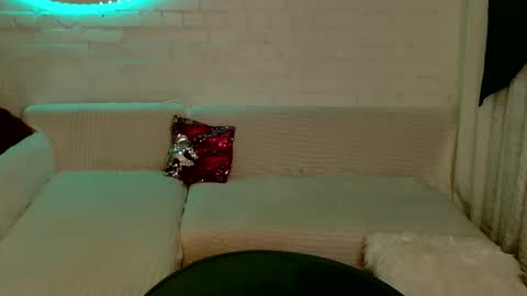Snapshot of tasty_babyy chatting on 12-16-24, 06:38 tasty_babyy online show from 12-16-24, 06:38