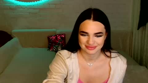 Snapshot of tasty_babyy chatting on 12-21-24, 10:19 tasty_babyy online show from 12-21-24, 10:19