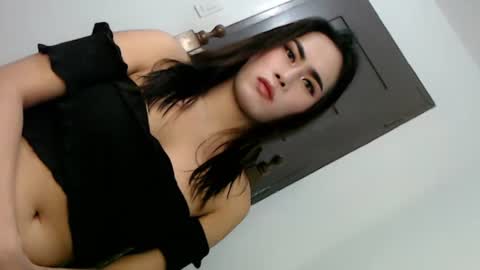 Vannesa online show from 10-18-25, 05:46