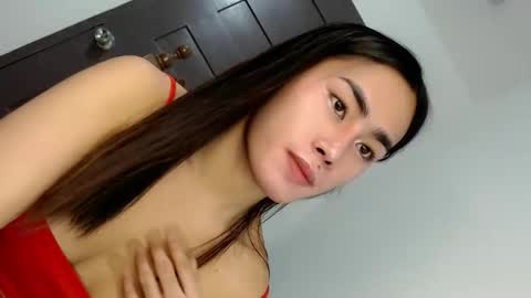 Vannesa online show from 10-24-25, 02:52