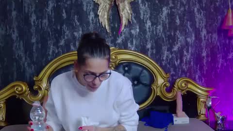 TastyPatricia online show from 01-18-25, 02:23